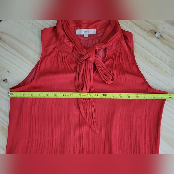 Red Dress Shirt Sleeveless LOFT - Medium - Picture 2 of 4